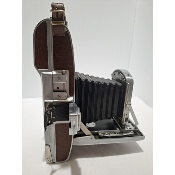 Polaroid Land Camera Model 95B Vintage Folding Camera – Clean, Working - Picture 5 of 10